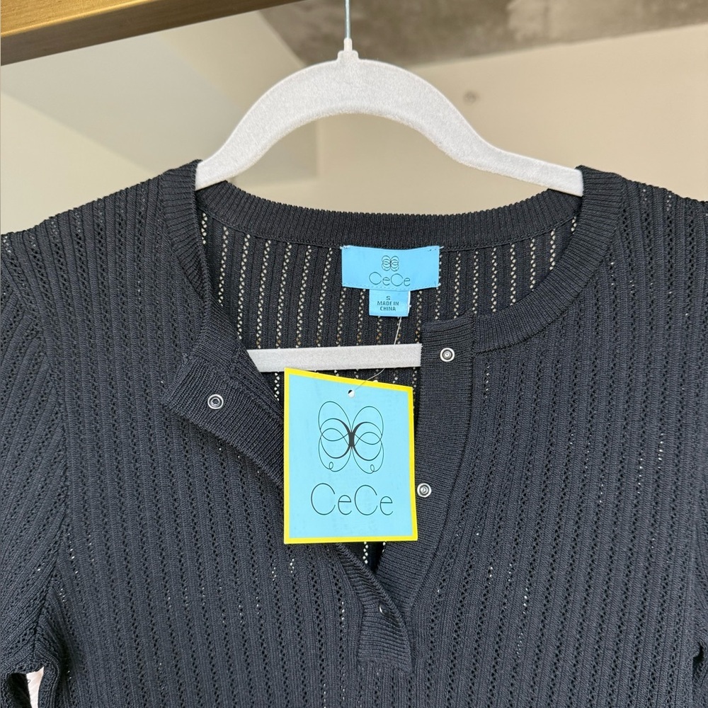 CECE Long Sleeve Knit Top w/ Snap Button Womens M NWT Black Minimalist Capsule - Picture 4 of 5